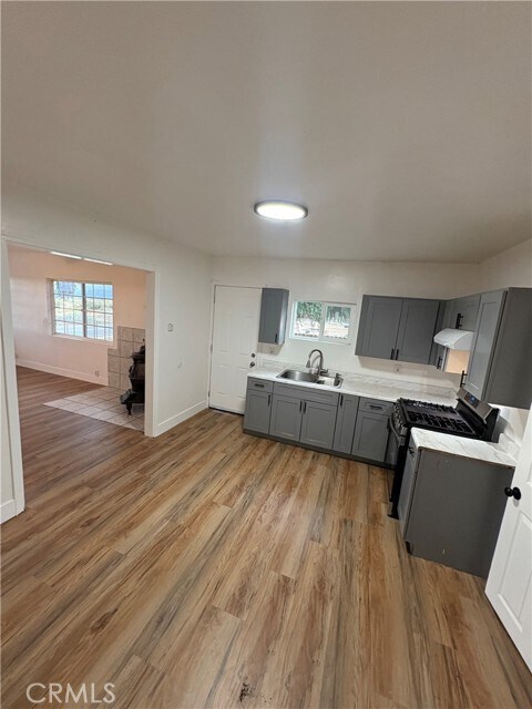 Building Photo - 1362 Garnet St