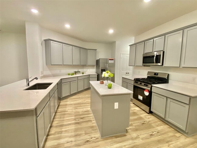 Building Photo - 3724 Moss Hl Rd