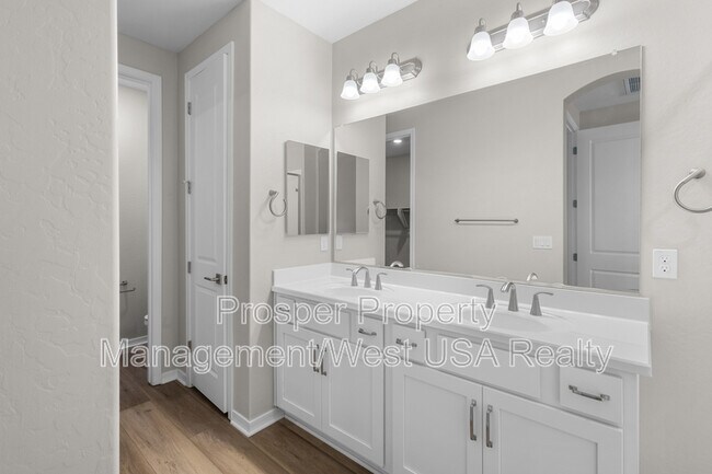 Building Photo - 24094 N 162nd Ln