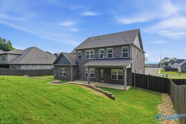 Building Photo - 212 Somerdale Ln