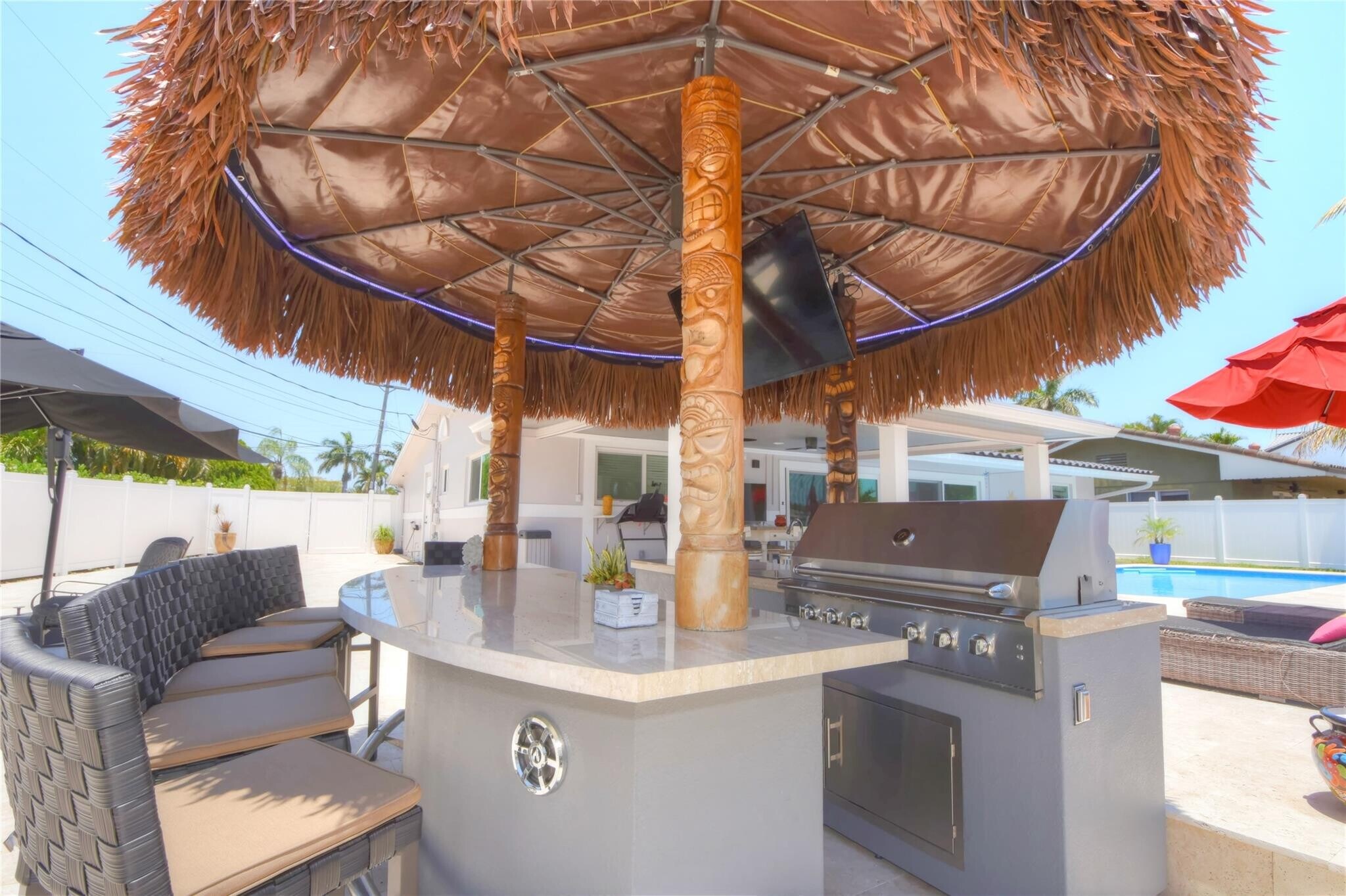 Building Photo - 2228 SE 10th St