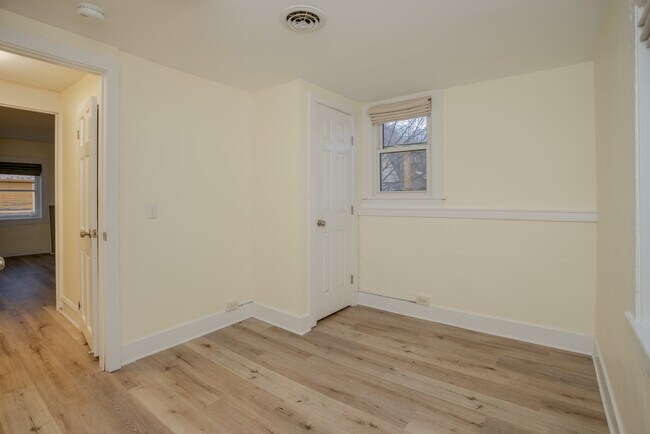 Bedroom 2 - 89 Park St