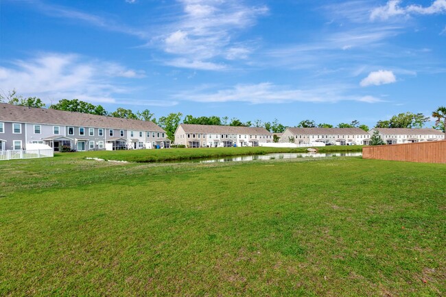 Building Photo - Beautiful One Story home in McKewn
