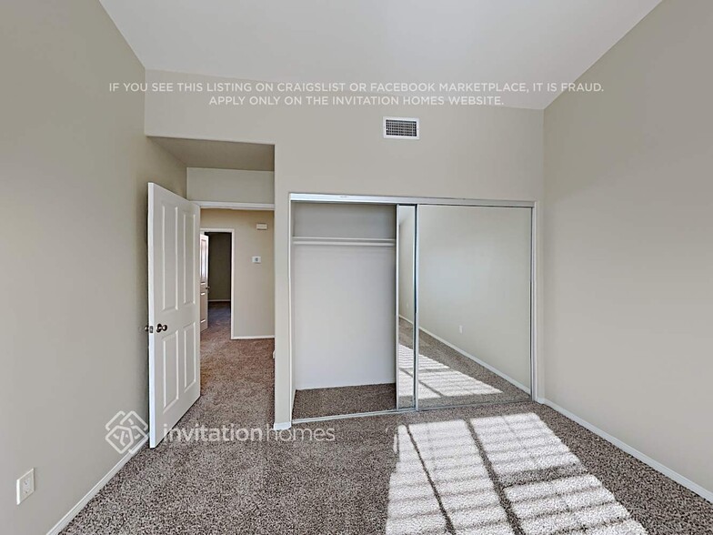 Building Photo - 13280 Dronfield Ave