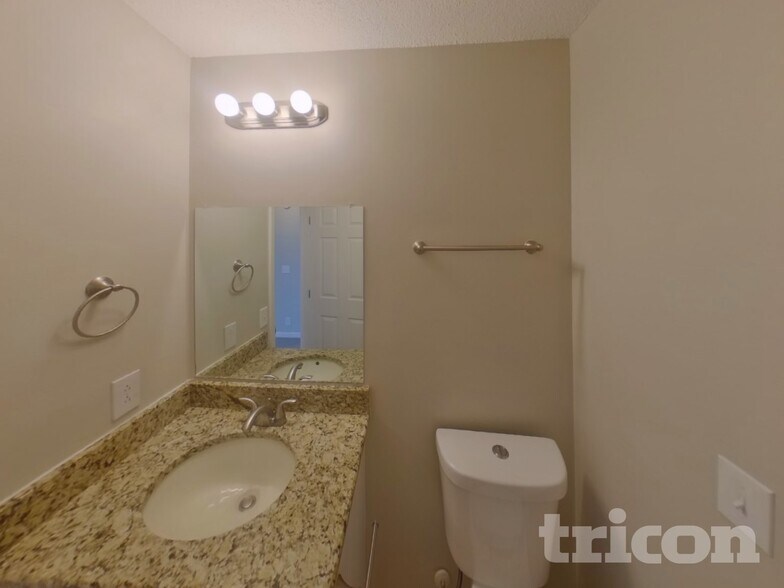 Building Photo - 2743 Windwalker Ct