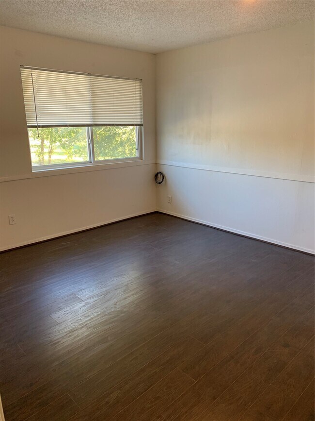 Building Photo - 11110 Bammel North Houston Rd