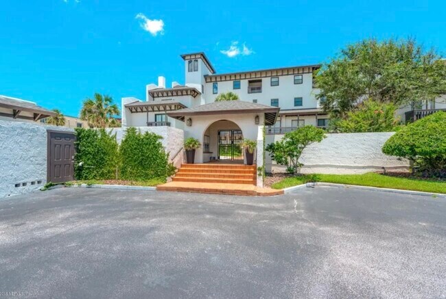 Building Photo - 2415 Costa Verde Blvd