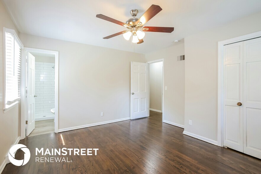 Building Photo - 6208 N Wayne Ave