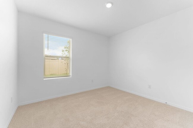 Building Photo - 10583 Dusty Boot Rd