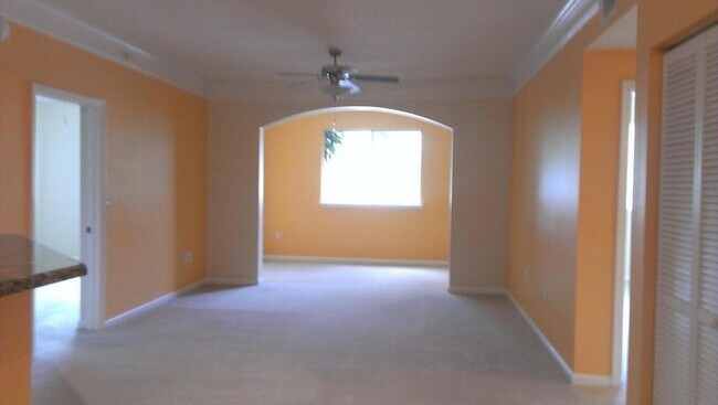 Building Photo - 9873 Baywinds Blvd