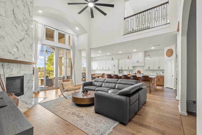 Building Photo - 7615 Blue Finch Ln