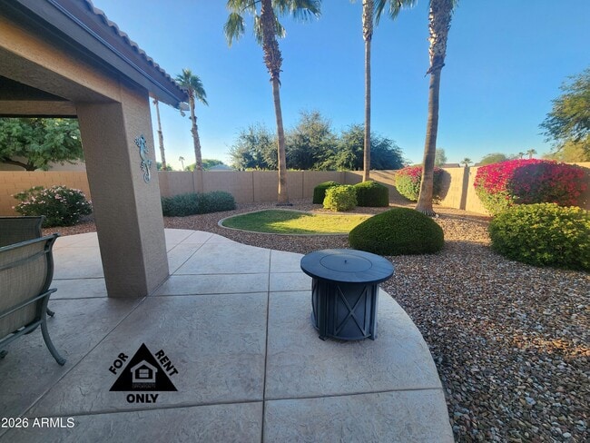 Building Photo - 14750 W Avalon Dr