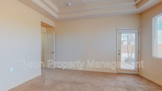 Building Photo - 4401 Beresford Ln NW