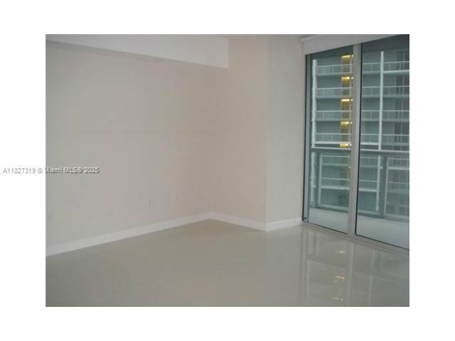 Building Photo - 495 Brickell Ave