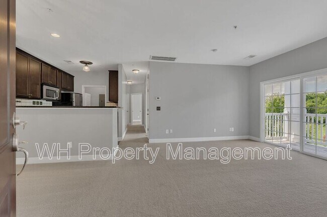 Building Photo - 4846 Bevendean Dr