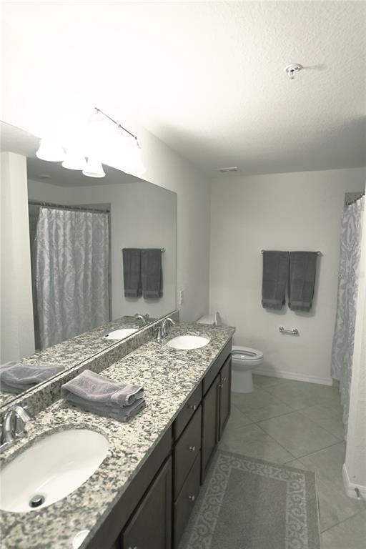 Building Photo - 16904 Vardon Ter