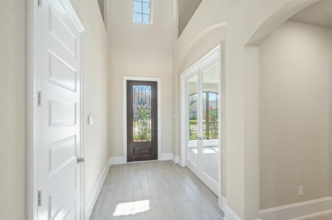 Building Photo - 2118 Germander Ln