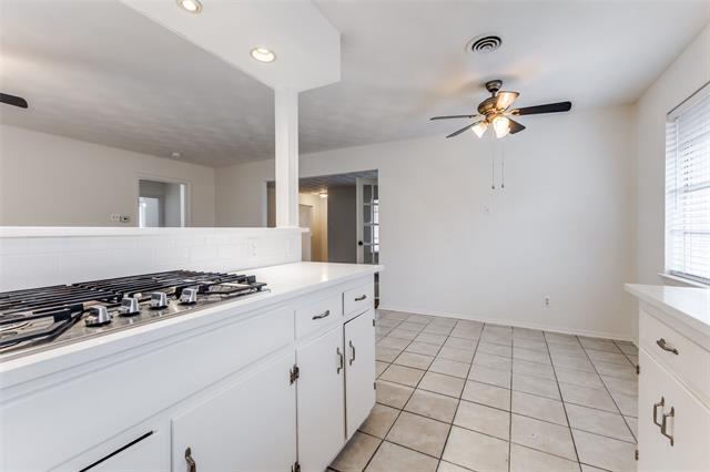 Building Photo - 10535 Chesterton Dr