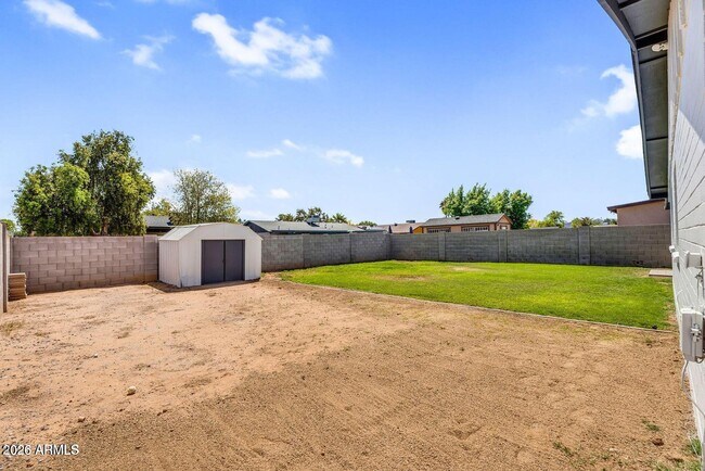Building Photo - 14635 N 37th Pl