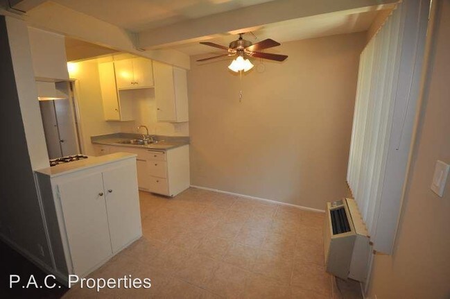 Interior Photo - 6125 Whitsett Ave
