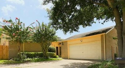 Building Photo - 12715 Ashford Pine Dr