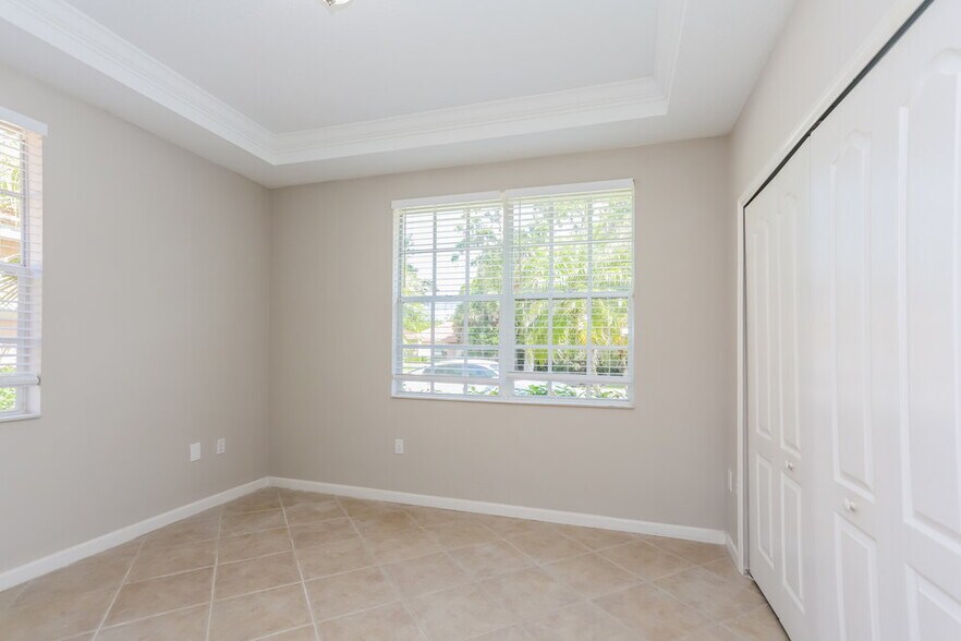 Building Photo - 5805 Spanish Point Ct
