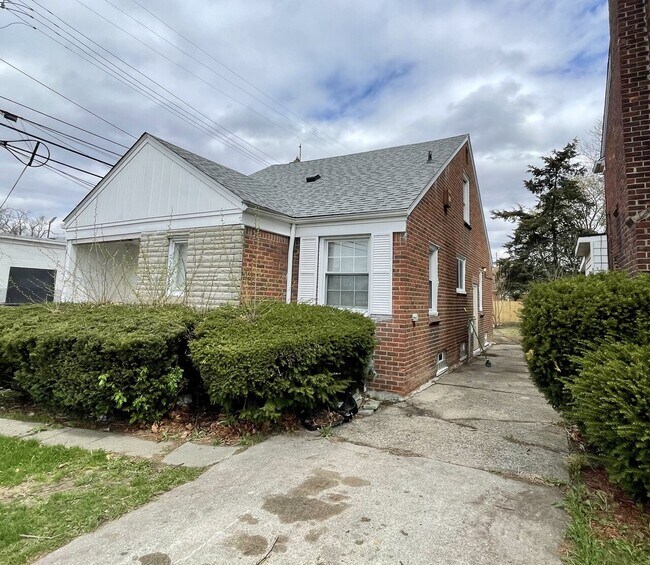 11430 Minock 11430 Minock St Detroit MI 48228 Apartment Finder