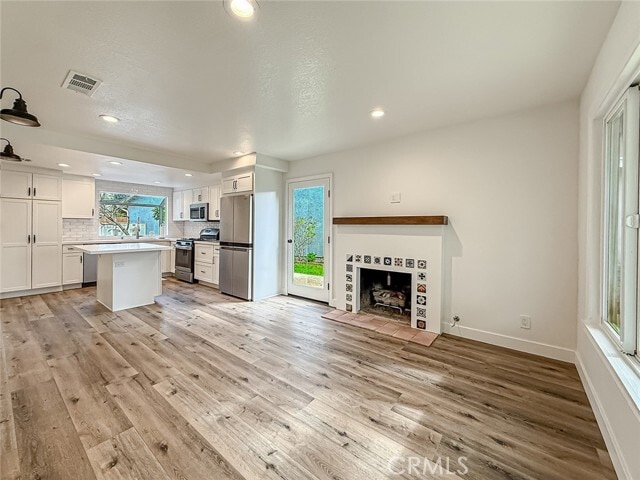 Building Photo - 5625 Slicers Cir