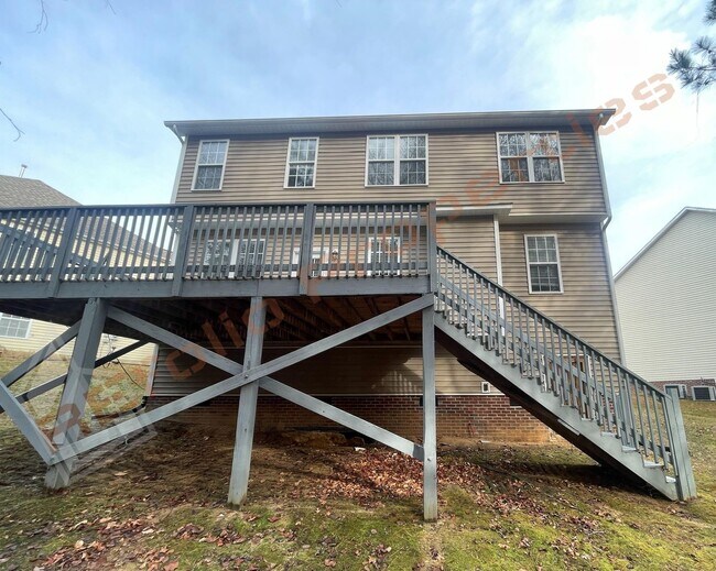 Building Photo - 112 Taylors Creek Ct