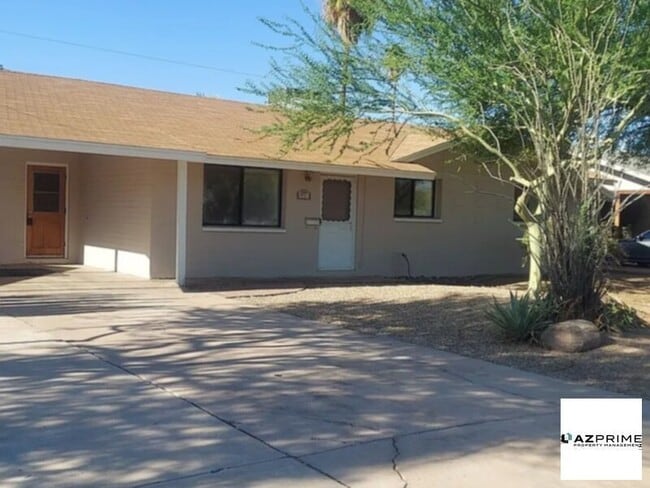 Primary Photo - Lovely Nice Home