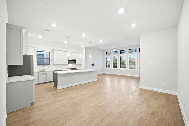 Building Photo - 7631 Cattail Shallows Ln