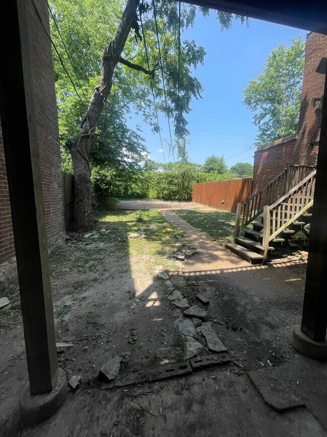 Building Photo - 2511-2513-2513 S 9th St