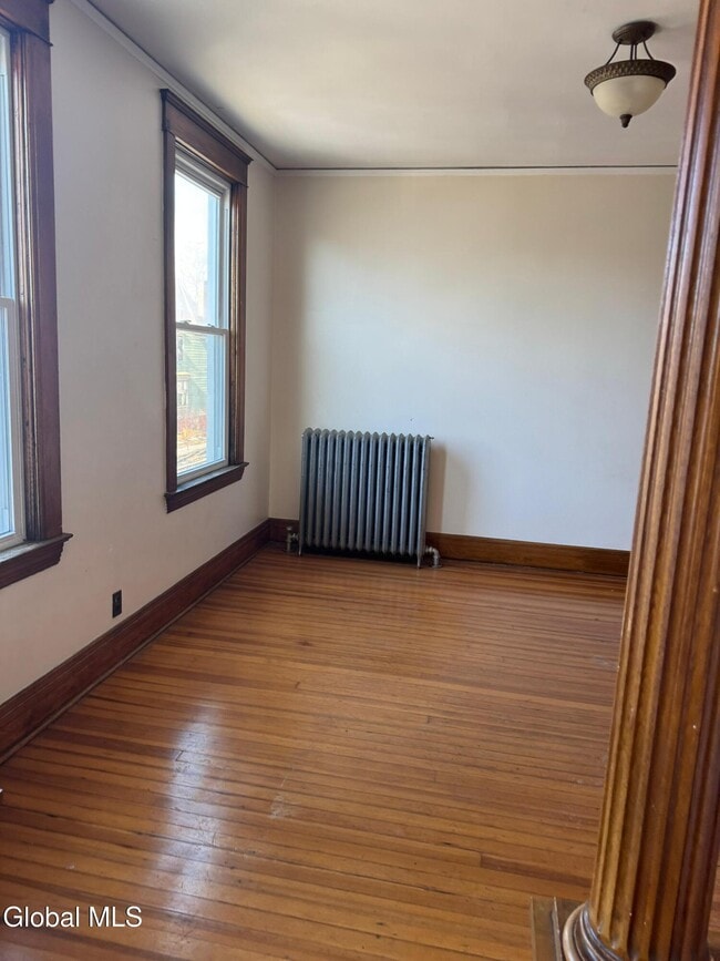 Building Photo - 535 Hamilton St