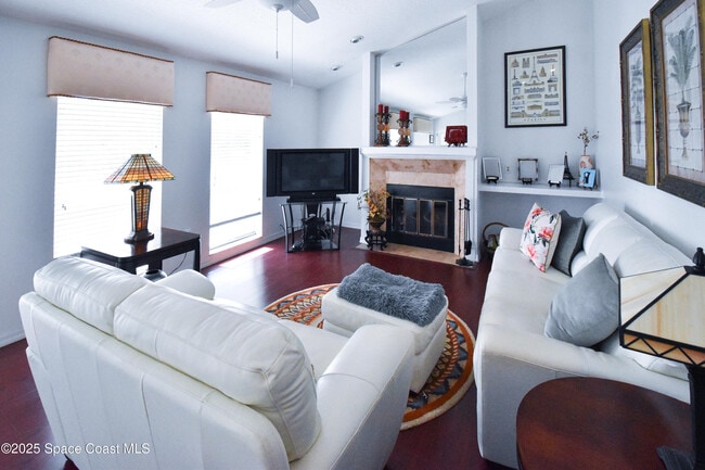 Building Photo - 101 Island Grove Dr