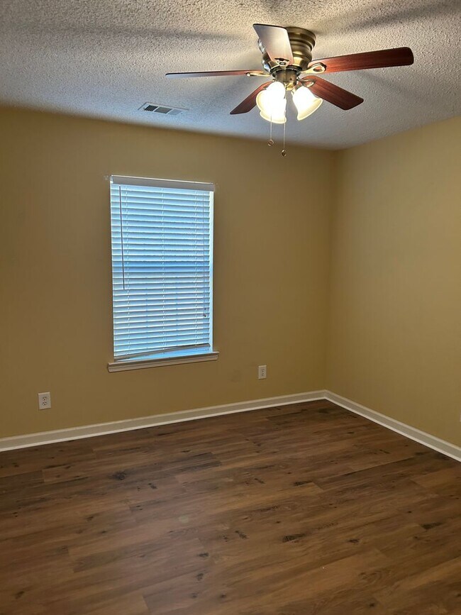 Building Photo - Berwick Area