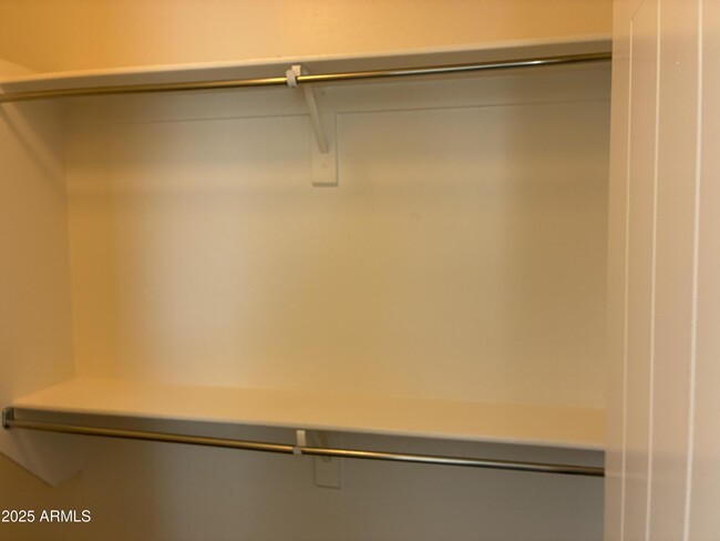 Building Photo - 11749 W Chase Ln