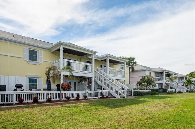 Building Photo - 237 Sea Horse Dr SE