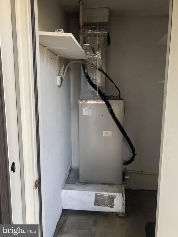 Building Photo - 1019 Ravens Crest Dr