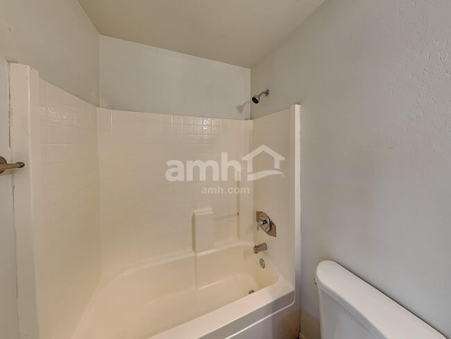 Building Photo - 15030 N 150th Ln