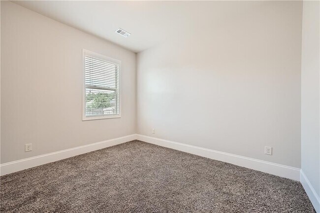 Building Photo - 4648 Bogan Meadows Dr