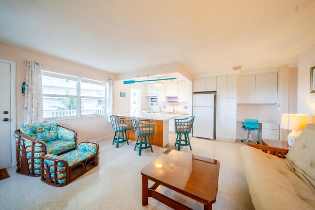 Building Photo - 3600 N Ocean Dr