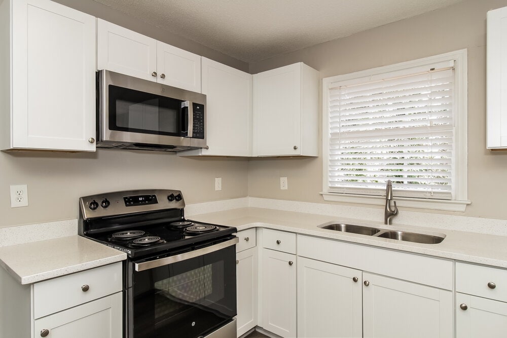 Building Photo - 5196 Olde Mill Dr NE