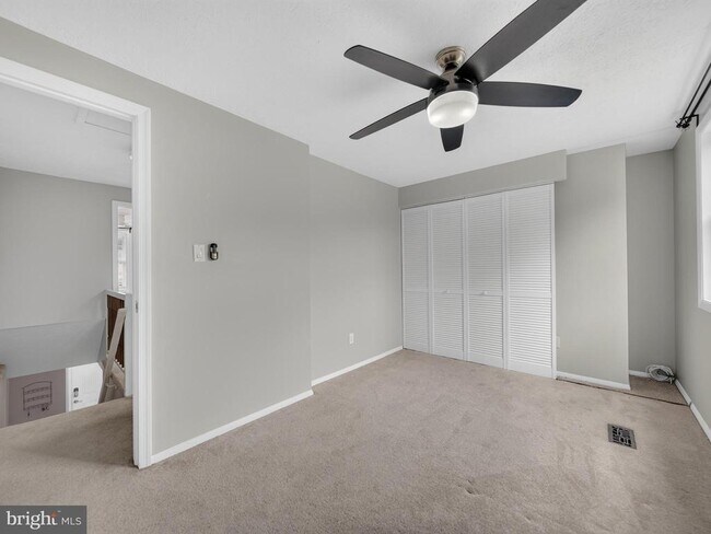 Building Photo - 7648 Fairbanks Ct