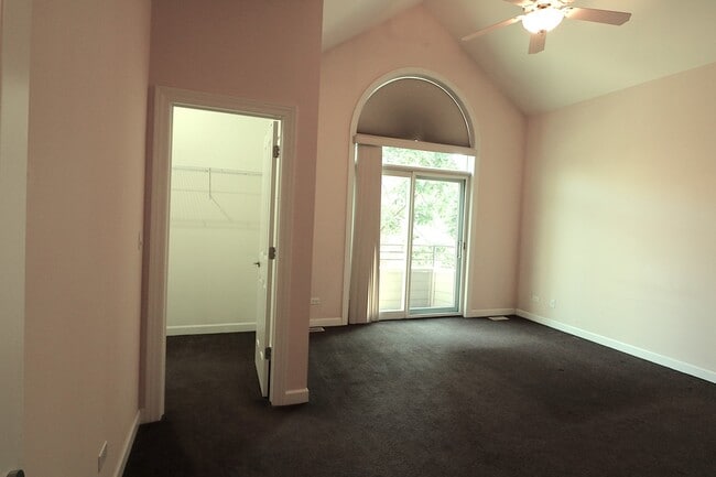 Building Photo - 57 Northfield Terrace