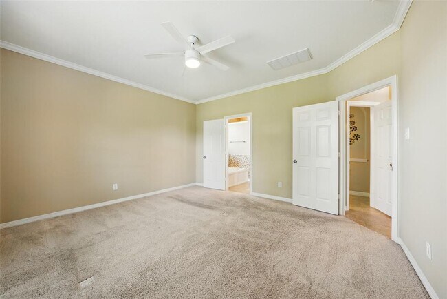 Building Photo - 27154 Harvest Pointe Ln