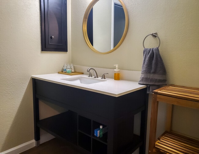 Building Photo - 2149 Lotus Blossom St