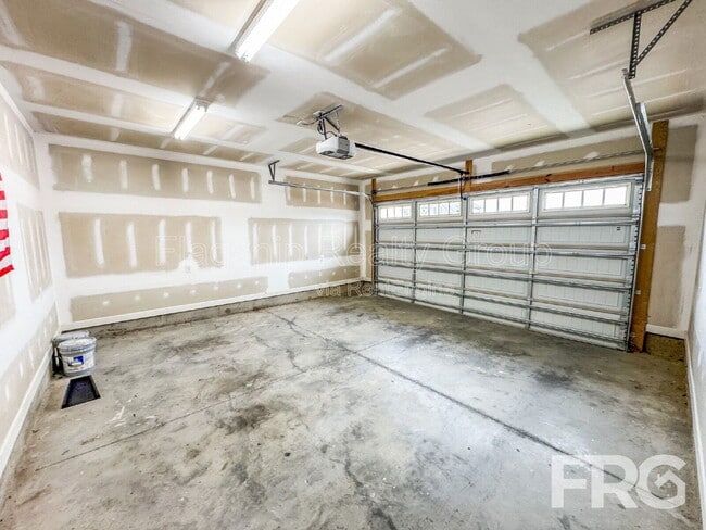 Building Photo - 419 Planters Ridge Dr