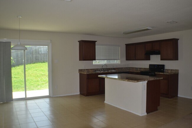 Building Photo - 1305 Swan Ridge Dr