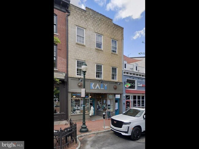 Building Photo - 37 W Gay St