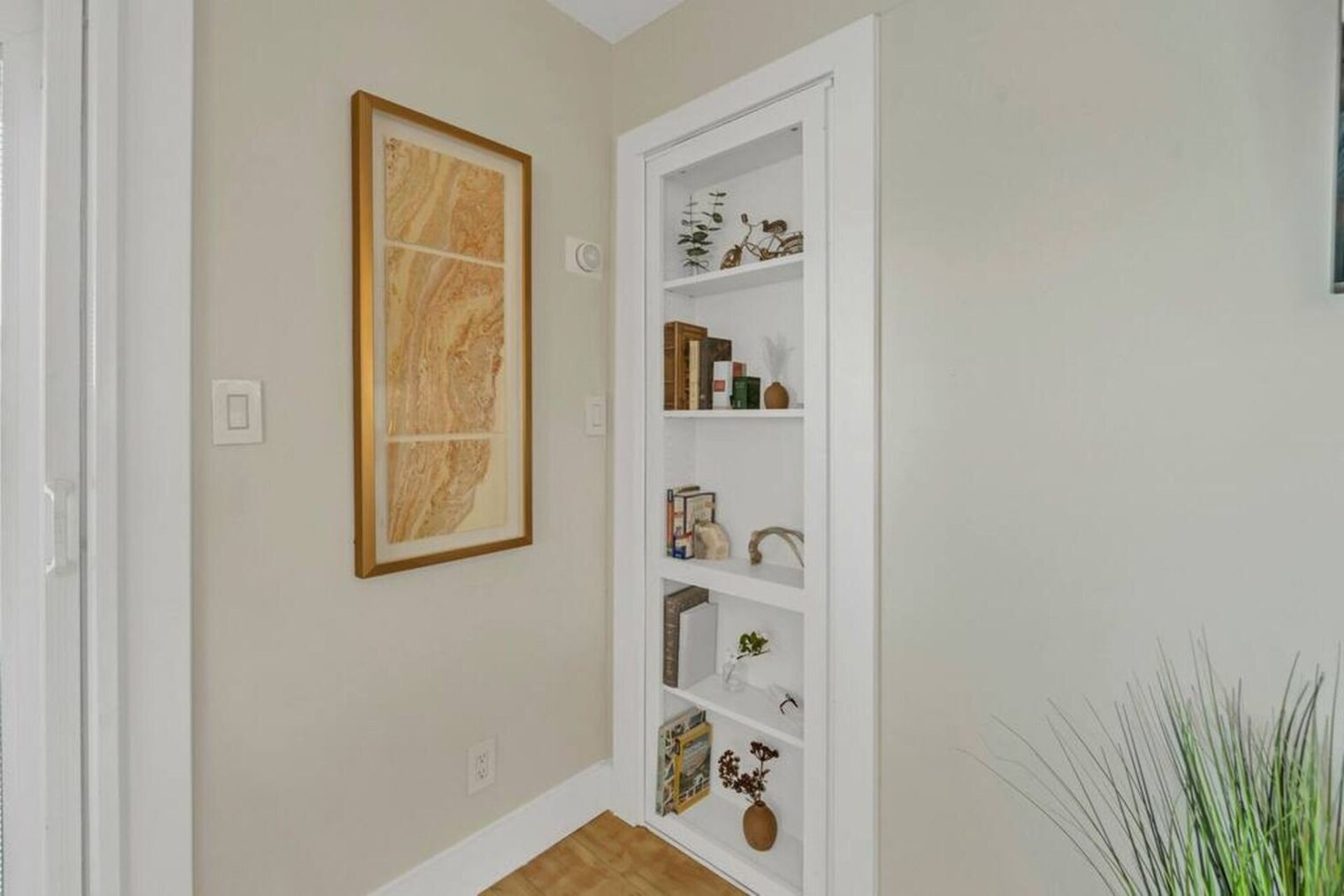 Building Photo - 318 Bream Ave